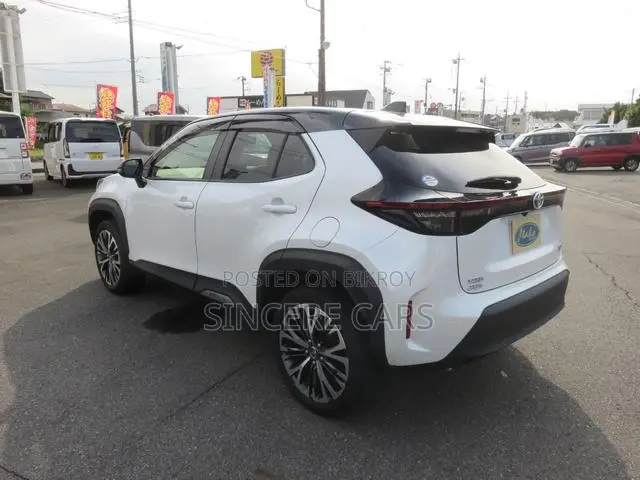 Toyota Yaris Cross 2021 Pearl