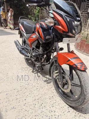 টিভিএস স্ট্রাইকার ১২৫ ২০১৮ লাল