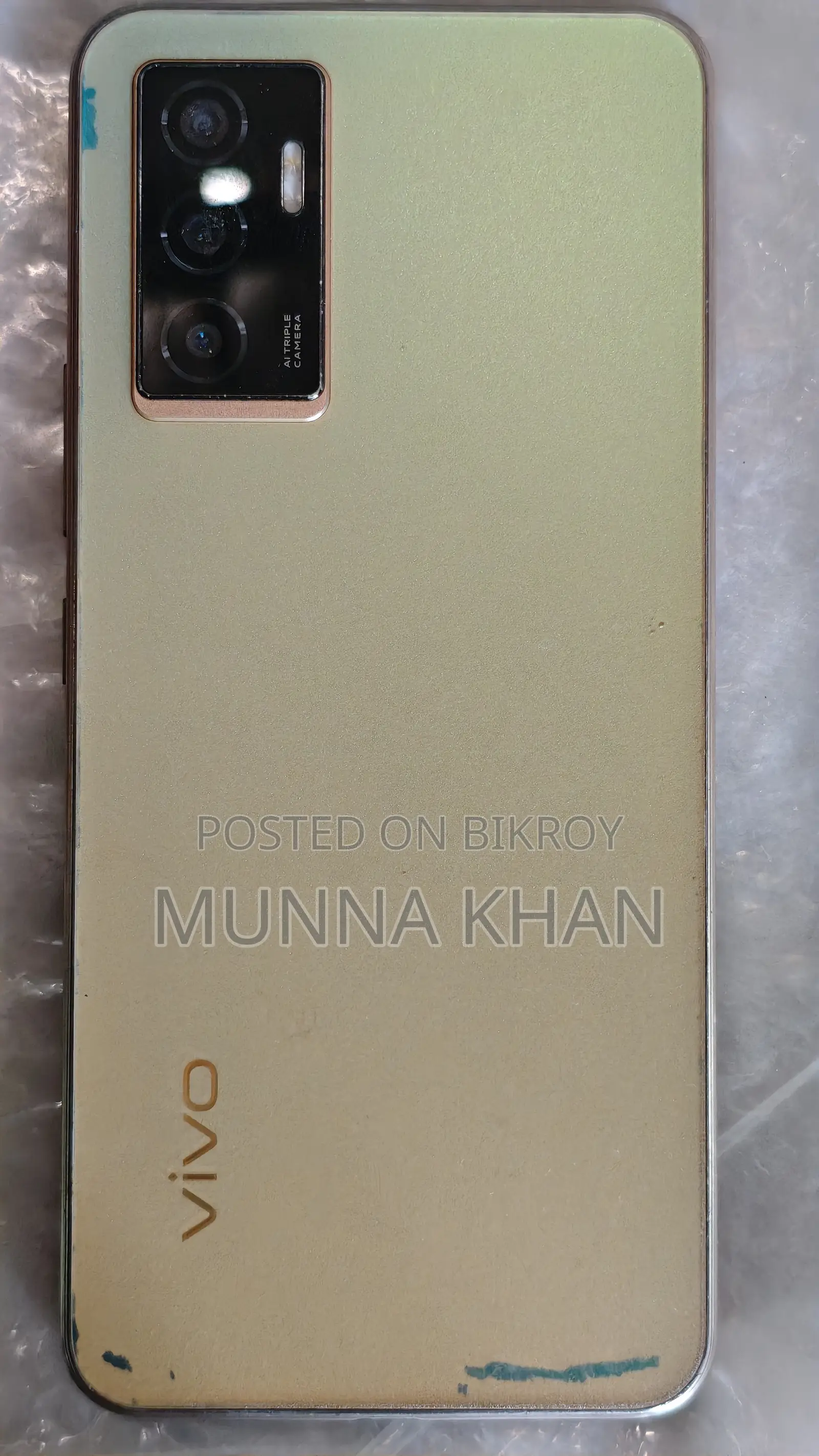 Vivo V23 128 GB Gold