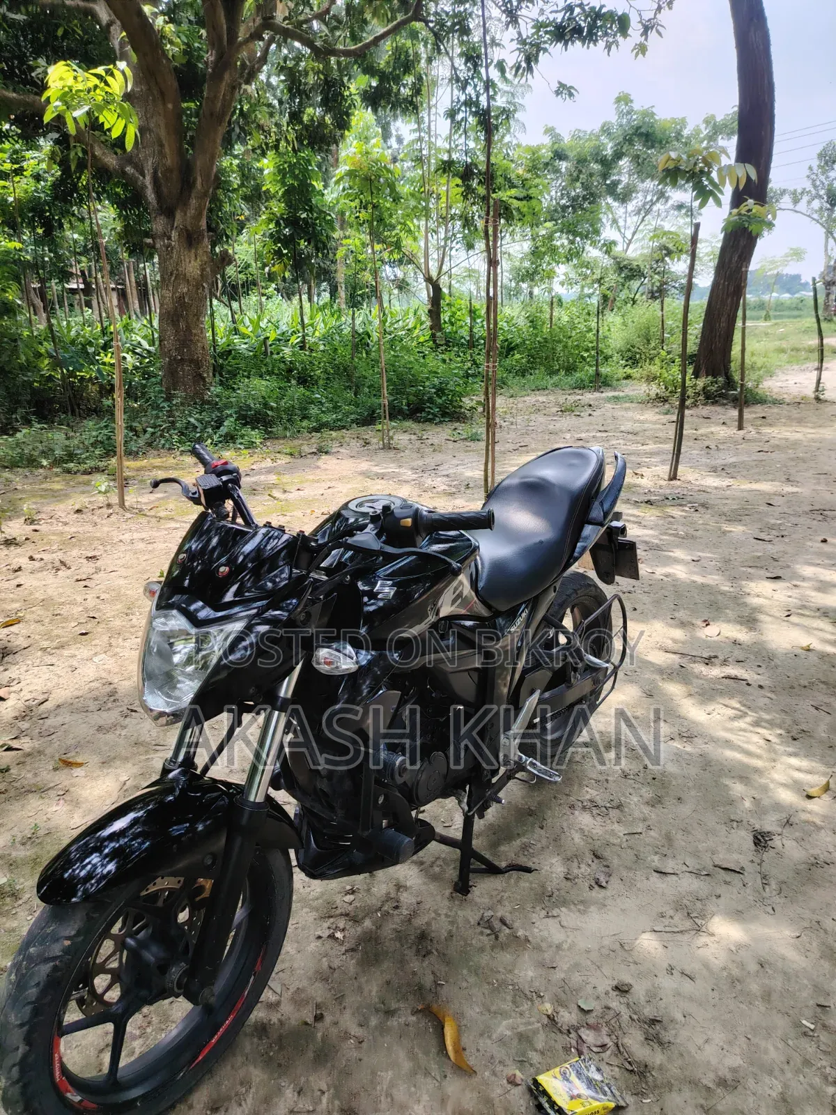 সুজুকি গিক্সার ২০১৭ ব্ল্যাক