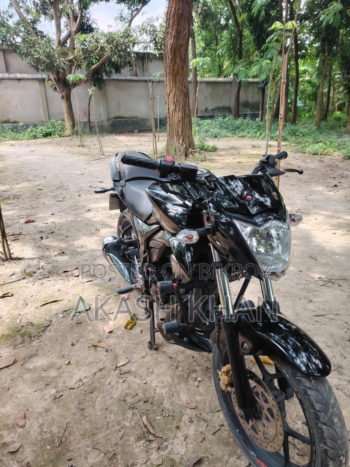 সুজুকি গিক্সার ২০১৭ ব্ল্যাক