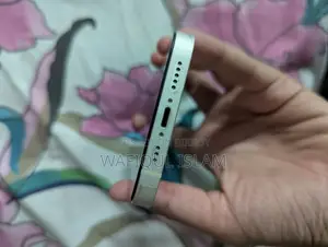 Apple iPhone 13 128 GB White
