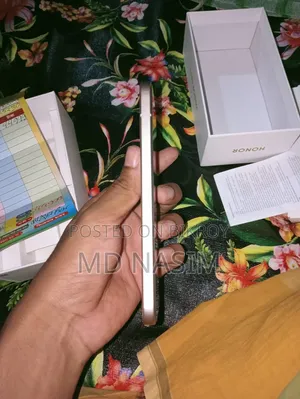 হনার ৬০০ লাইট ২৫৬ জিবি গোল্ড