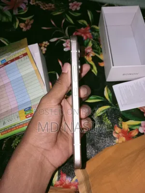 হনার ৬০০ লাইট ২৫৬ জিবি গোল্ড