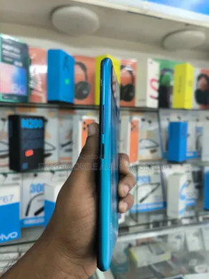 আইটেল ভিশন ১ প্রো ৩২ জিবি নীল