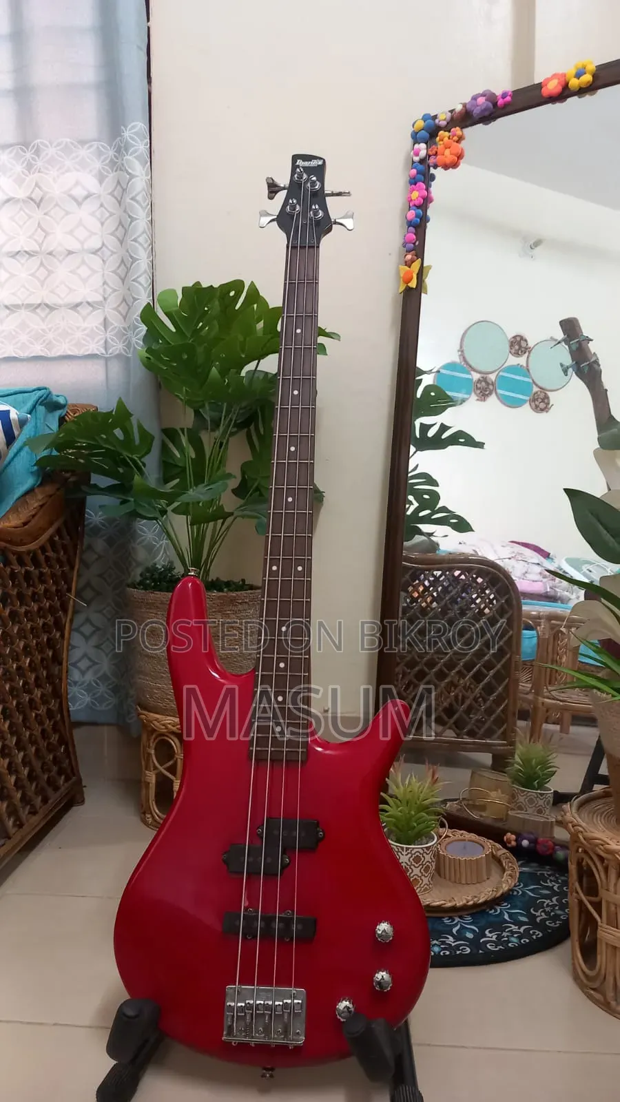 আইবেনেজ এসআরএক্স ৩০০ বেস গিটার