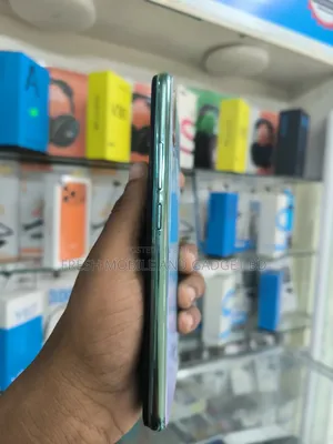 ভিভো ওয়াই১৭ ২৫৬ জিবি নীল