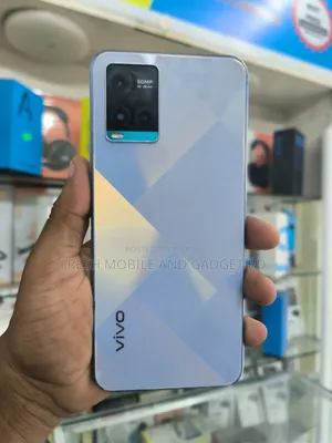 Vivo Y33s 128 GB Blue