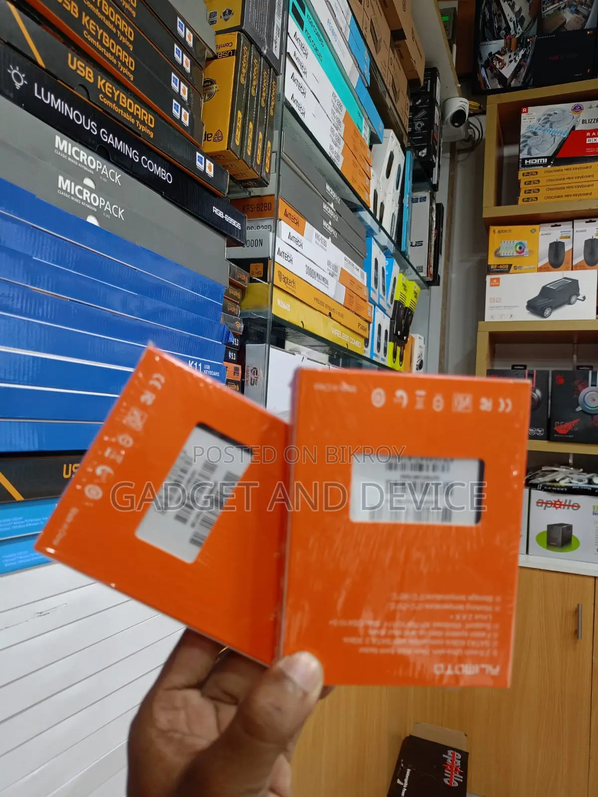 Alimoto 256GB SATA III 2.5 Inch Internal SSD