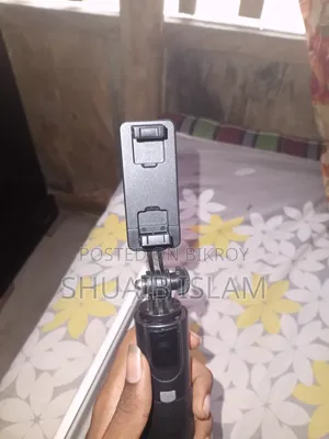34. Mm Selfie Stick