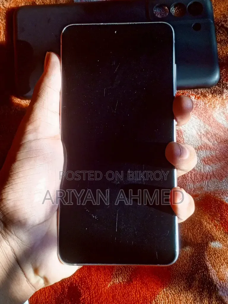 স্যামসাং গ্যালাক্সি এস২১ এফই ৫জি ১২৮ জিবি হোয়াইট