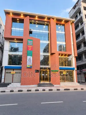 প্রাইম লোকেশনে মোট ৯,০০০ বর্গফুট কমার্শিয়াল স্পেস ভাড়া হবে