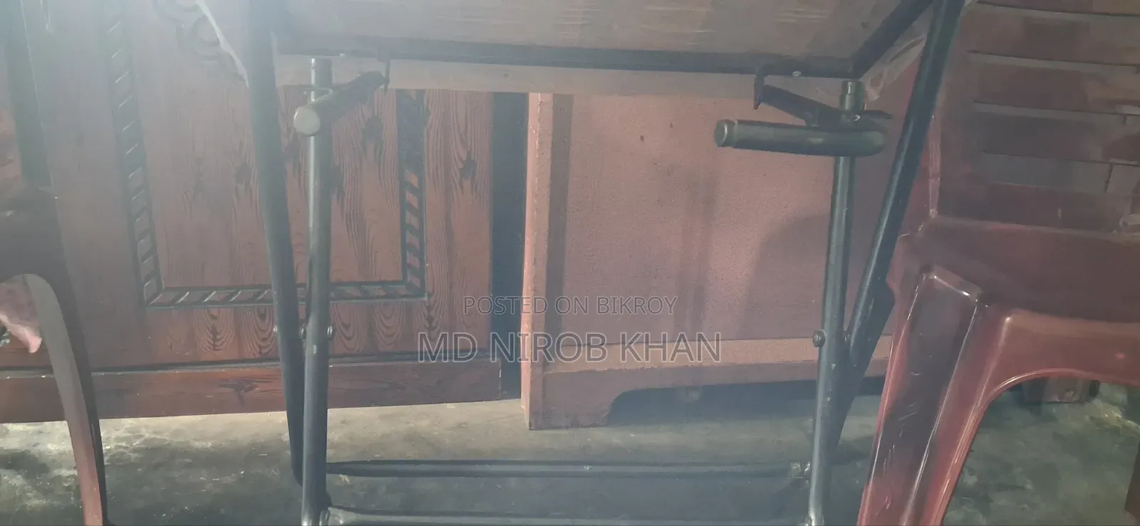 Plastic Dining Table
