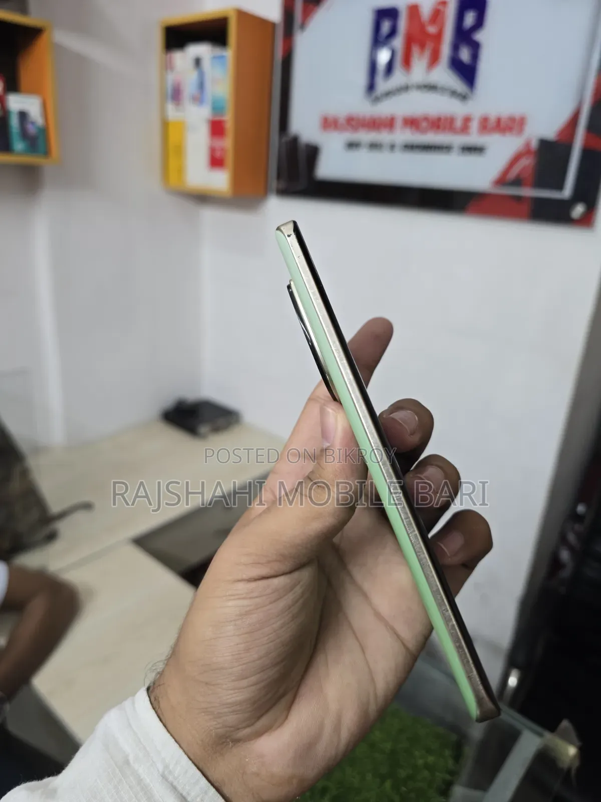 Realme 256 GB Green