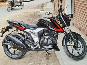 টিভিএস আপাচি আরটিআর ১৬০ ৪ভি ২০২১ কালো