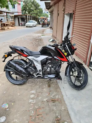 টিভিএস আপাচি আরটিআর ১৬০ ৪ভি ২০২১ কালো