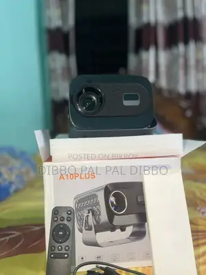 এ ১০ প্লাস প্রজেক্টর