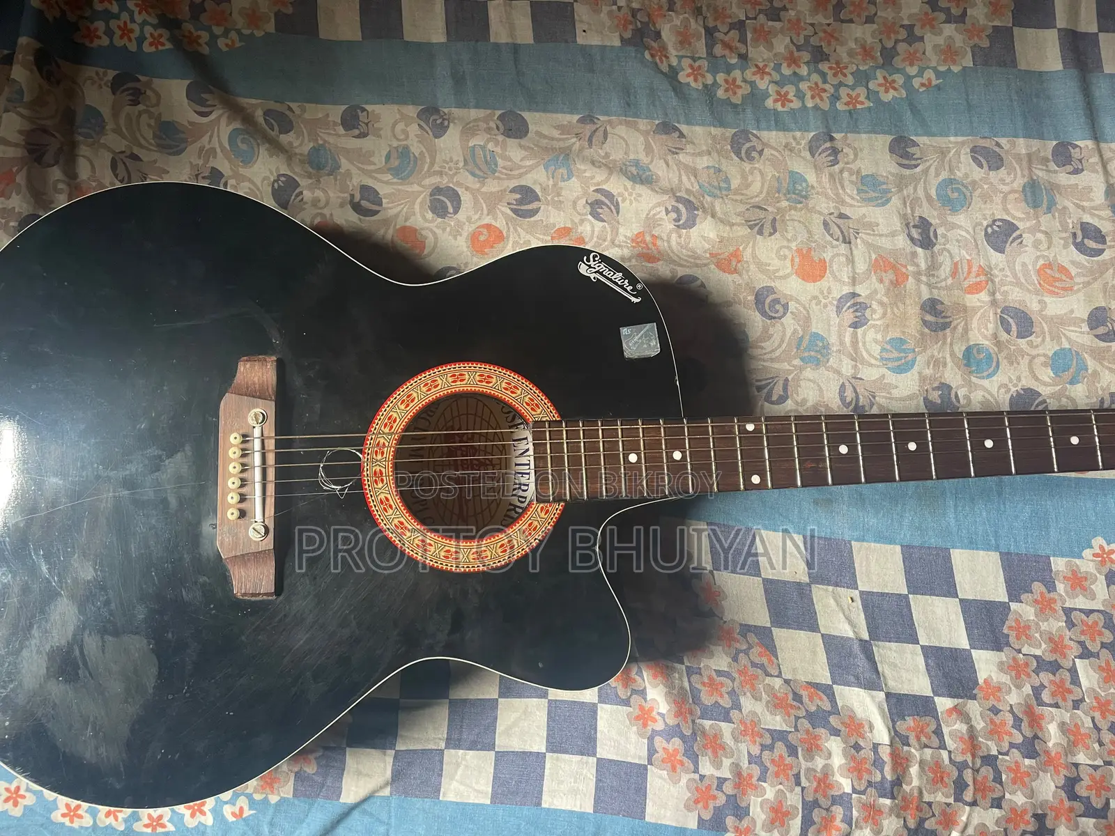 Indian Signature Guitar Model 265 WhatsApp