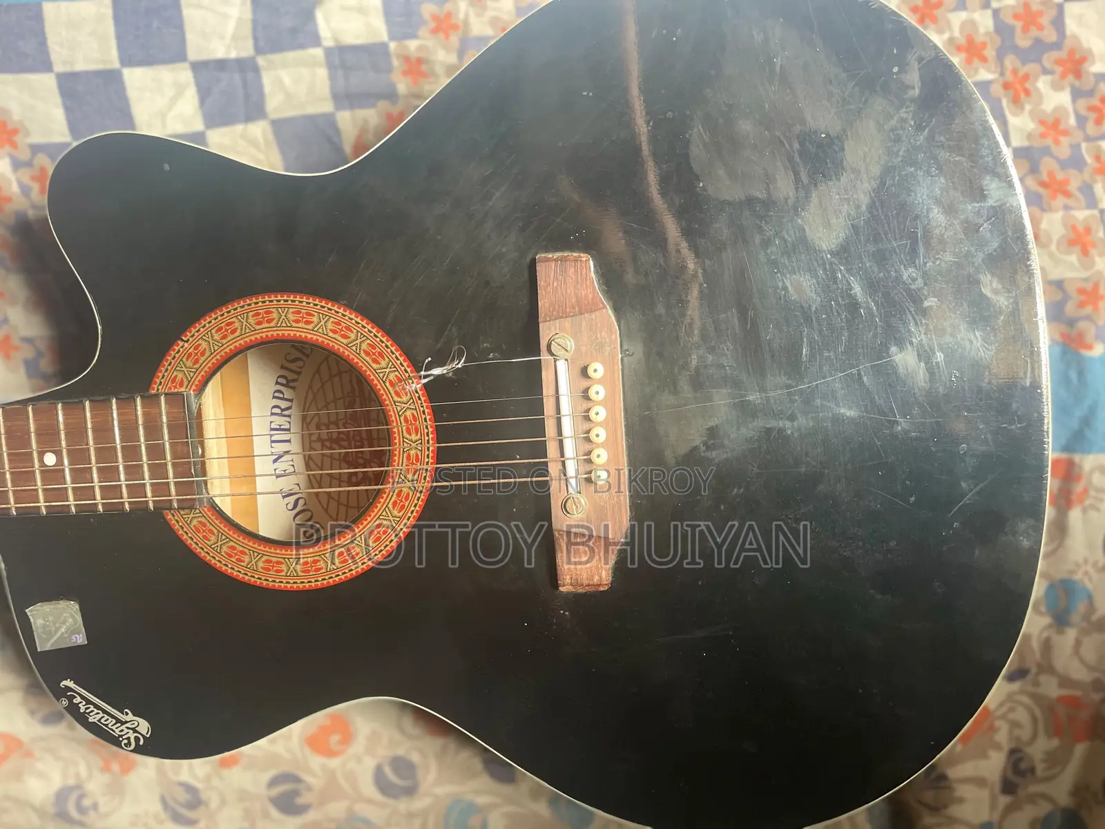Indian Signature Guitar Model 265 WhatsApp