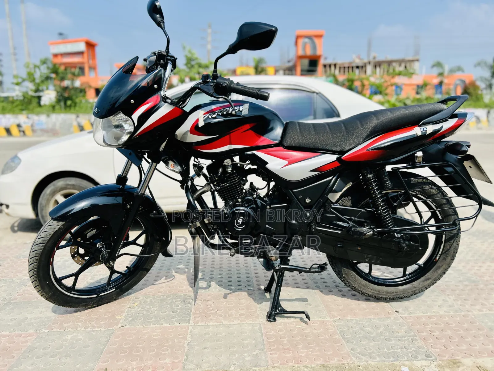 বাজাজ ডিসকভার ১১০ ২০২৩ লাল