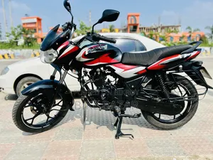 বাজাজ ডিসকভার ১১০ ২০২৩ লাল