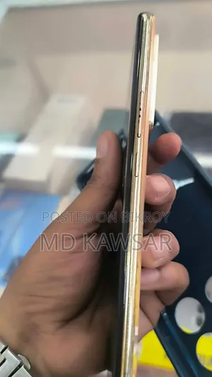 Infinix Note 40 Pro 256 GB Yellow