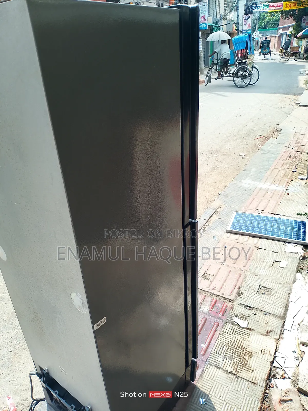দেখতে খুব সুন্দর একটি ফ্রিজ বিক্রি হবে ওয়ালটন কোম্পানি