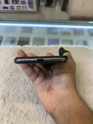 Apple iPhone 8 64 GB Black
