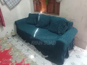 ৩সেটের সোফা বিক্রি হবে