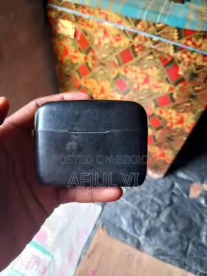 Microphone for sale, used for a very short time, selling for money