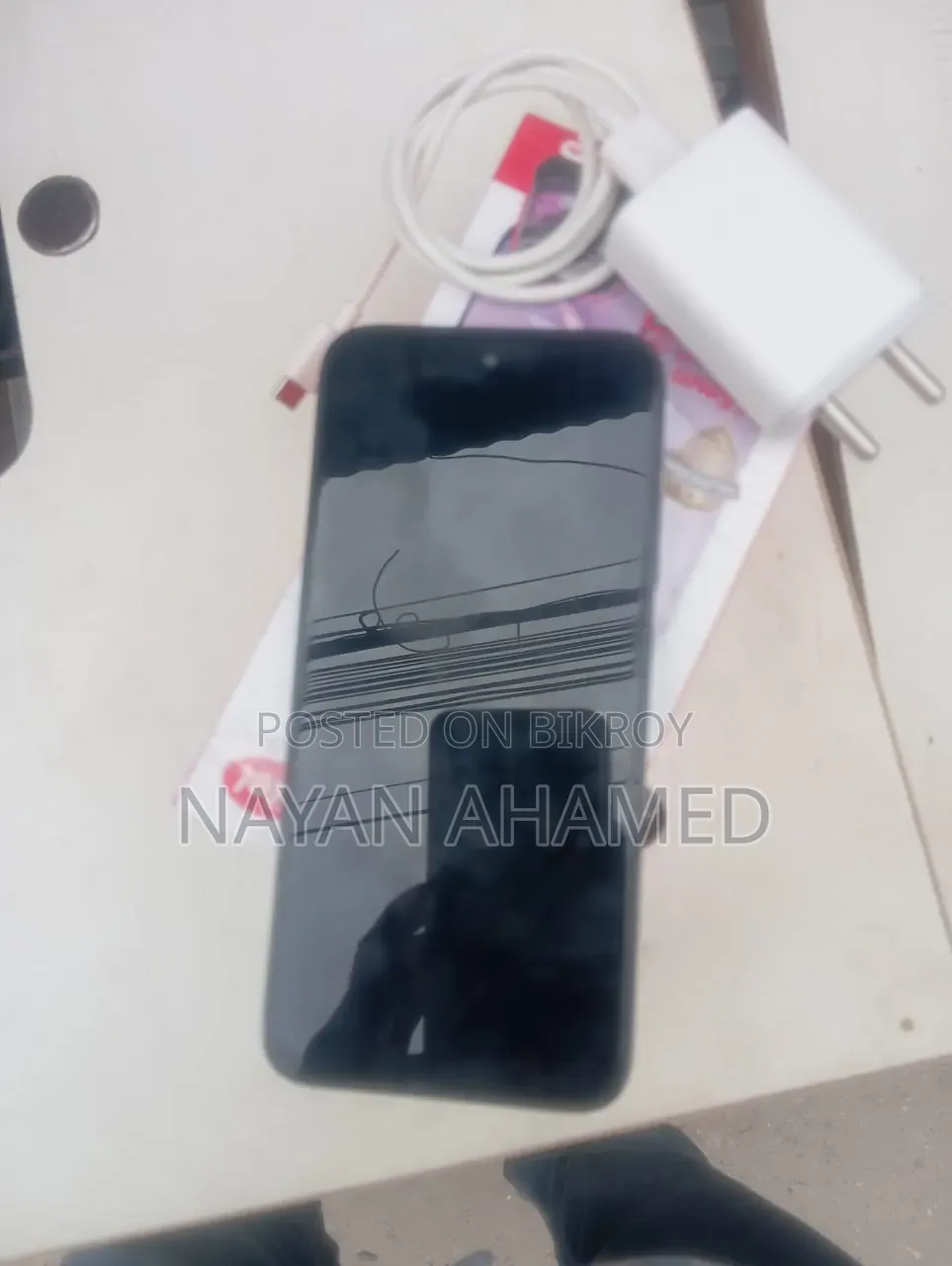 নিউ আইটেল সিটি ২০০ ১২৮ জিবি ব্ল্যাক