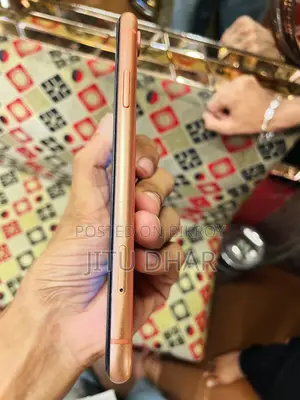 অ্যাপল আইফোন এক্সআর ৬৪ জিবি কমলা