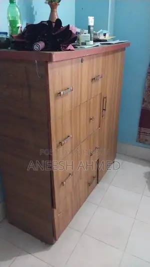 ওয়ার্ডরোব বিক্রয়