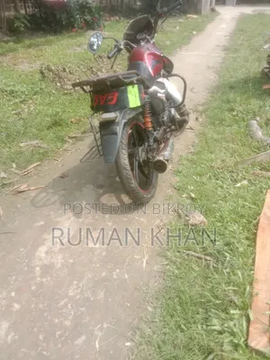 রানার বাইক আরটি ৮০ ২০১৭ রেড
