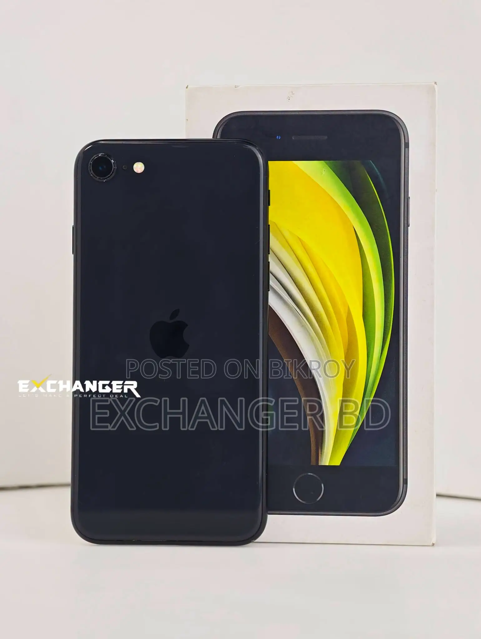 Apple iPhone SE (2020) 64 GB Black