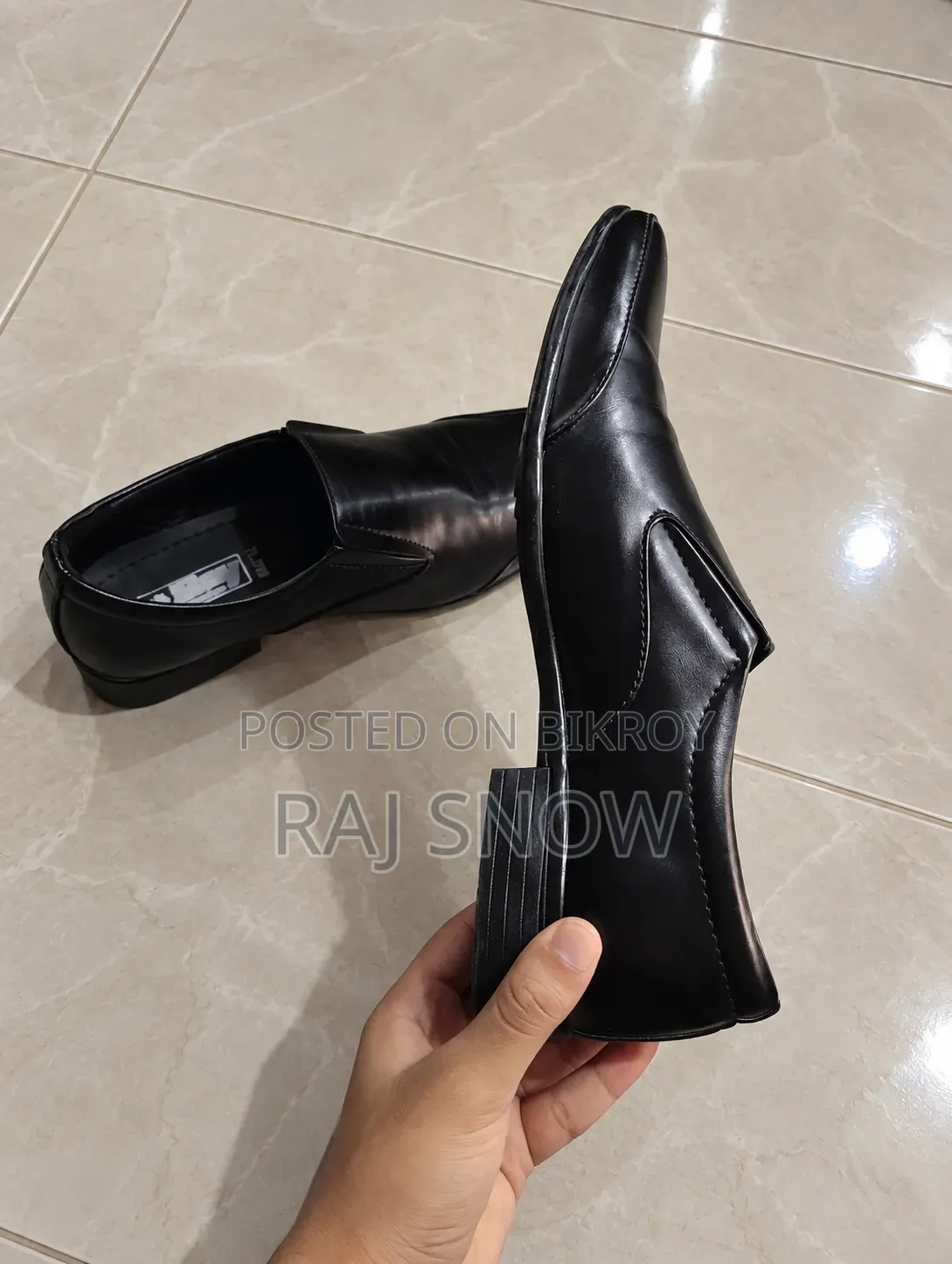 পুরুষদের কালো চামড়ার ফরমাল জুতো