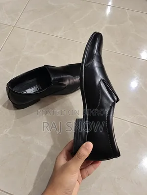 পুরুষদের কালো চামড়ার ফরমাল জুতো