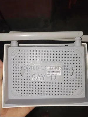 TP-Link Router 300 MBPS