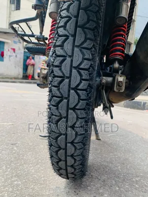 হিরো হাংক ২০১৪ লাল