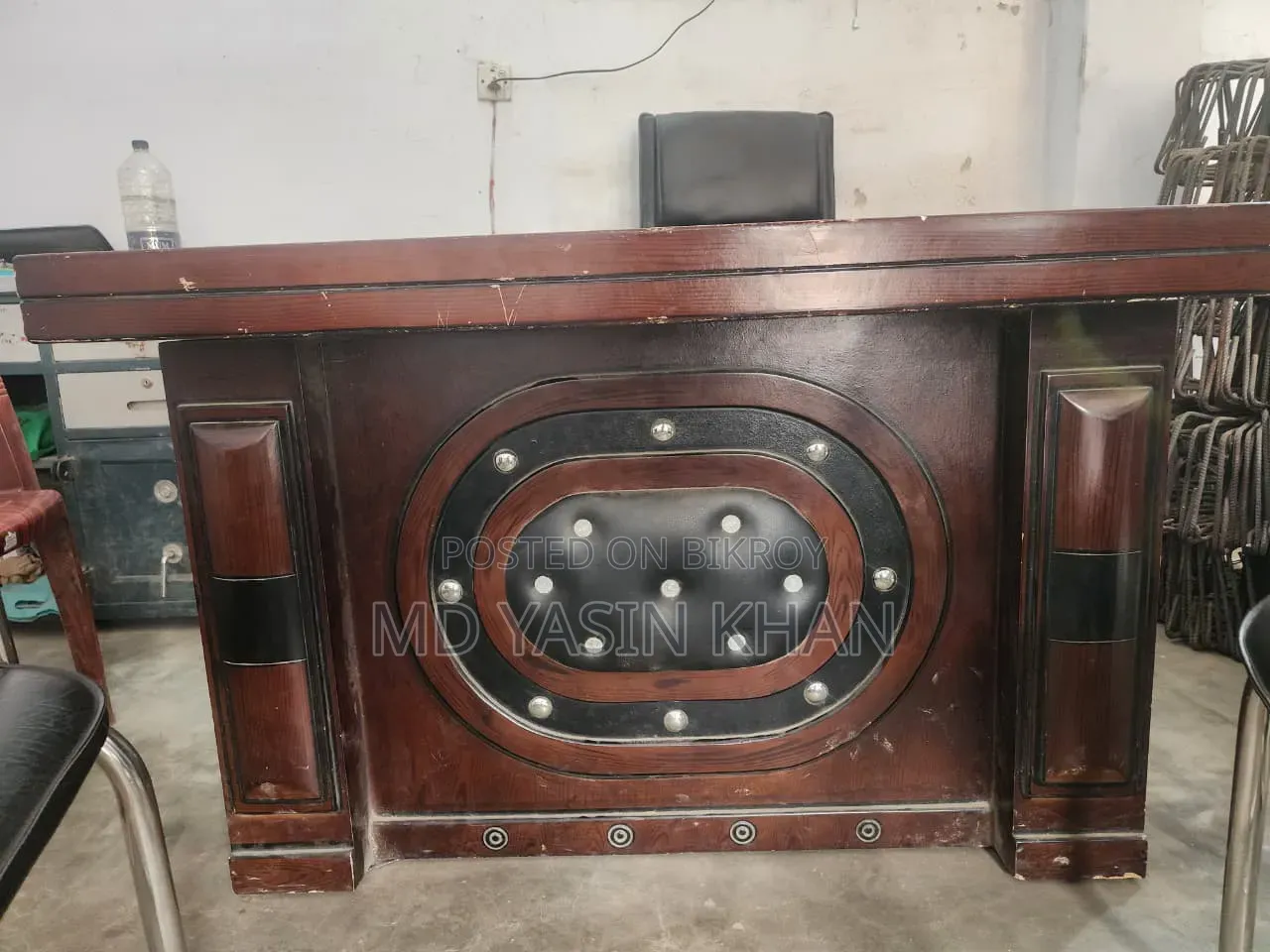 অফিসিয়াল চেয়ার টেবিল মোট ৪ পিস