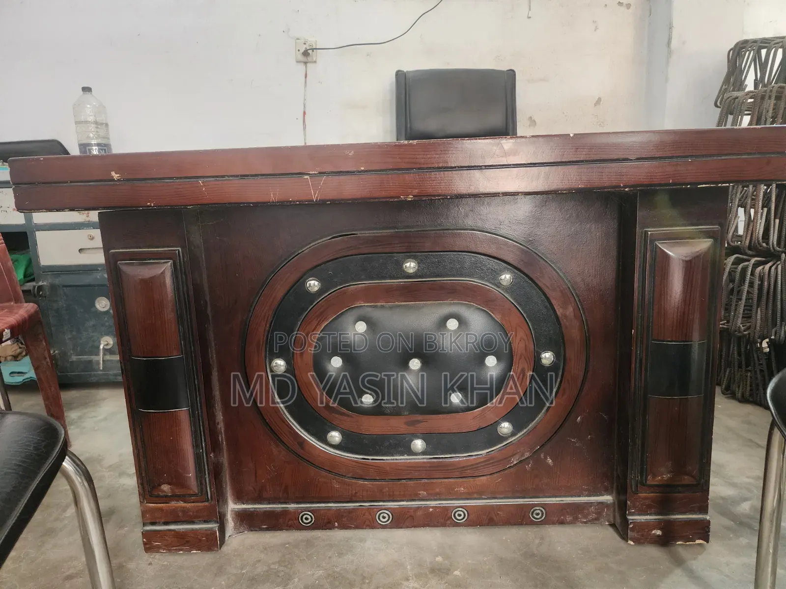 অফিসিয়াল চেয়ার টেবিল মোট ৪ পিস