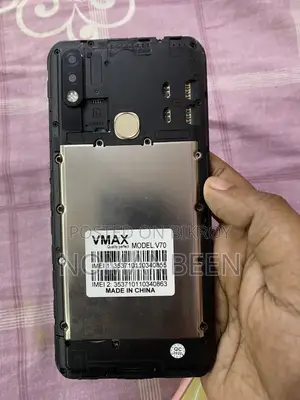 মোবাইল ফোন ৩২ জিবি পিংক