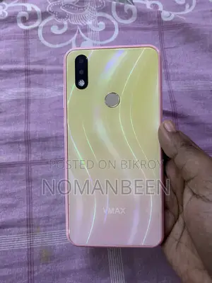 মোবাইল ফোন ৩২ জিবি পিংক