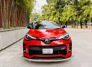 Toyota C-HR 2019 Red