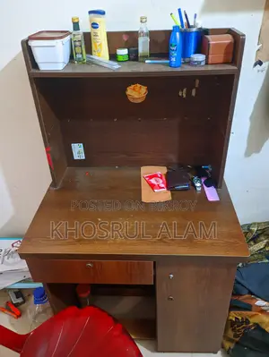 টেবিল চেয়ার বিক্রি