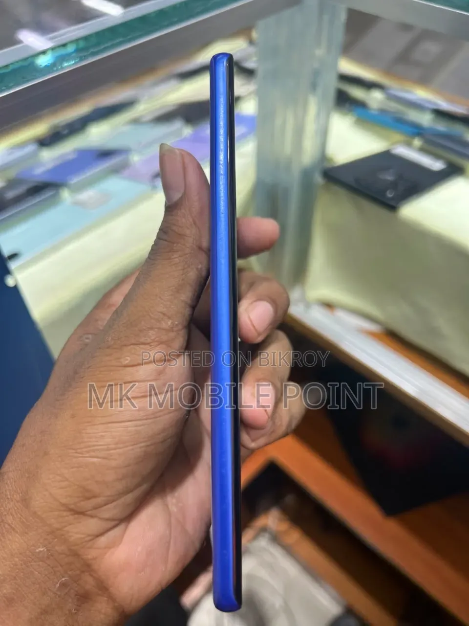 মোটরসাইকেল মোটো জি৮৫ ১২৮ জিবি নীল