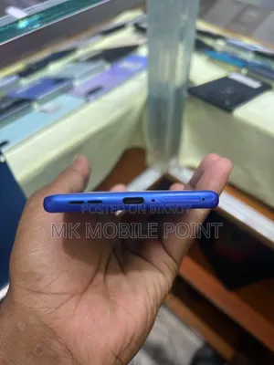মোটরসাইকেল মোটো জি৮৫ ১২৮ জিবি নীল