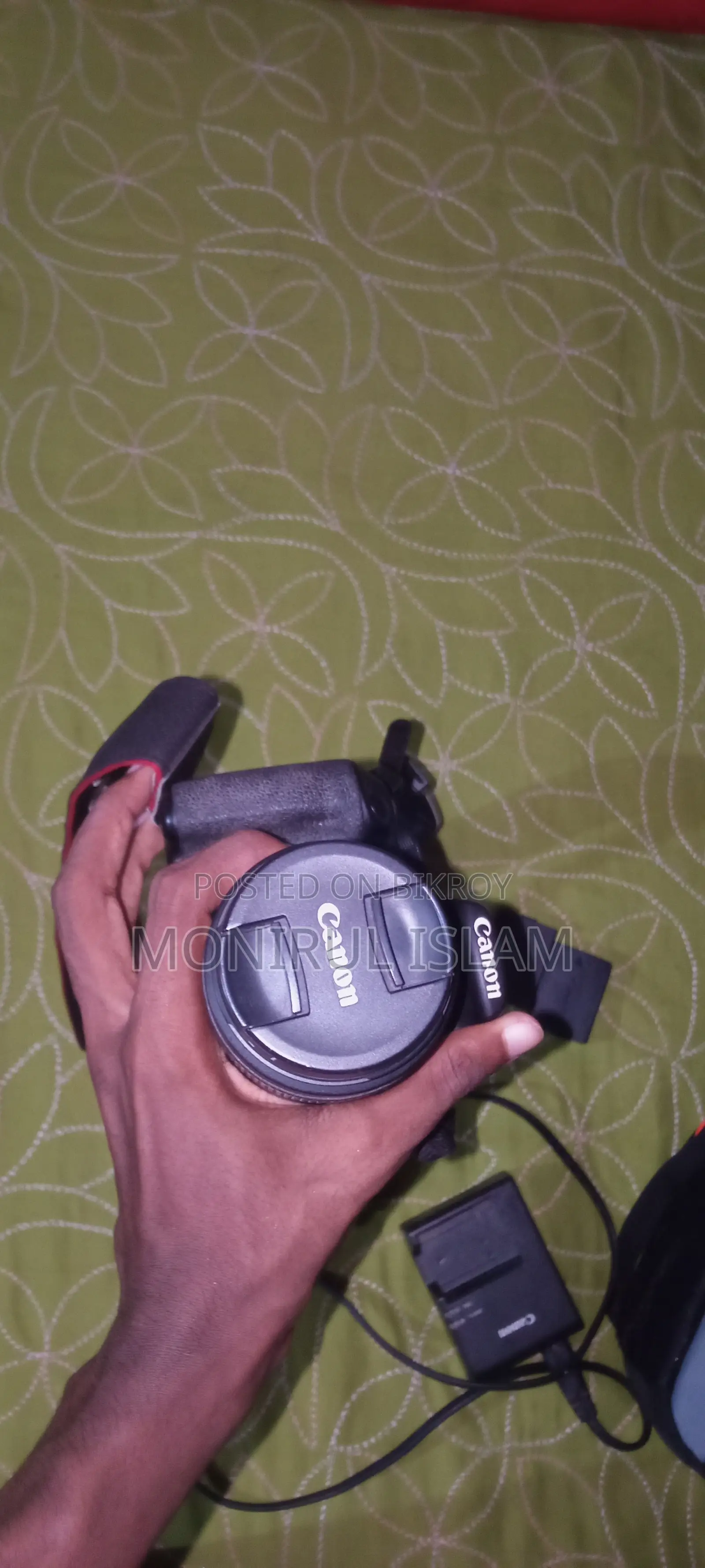 Canon 1200D