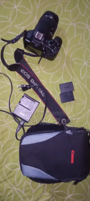 Canon 1200D