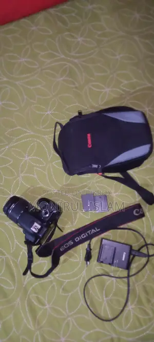 Canon 1200D